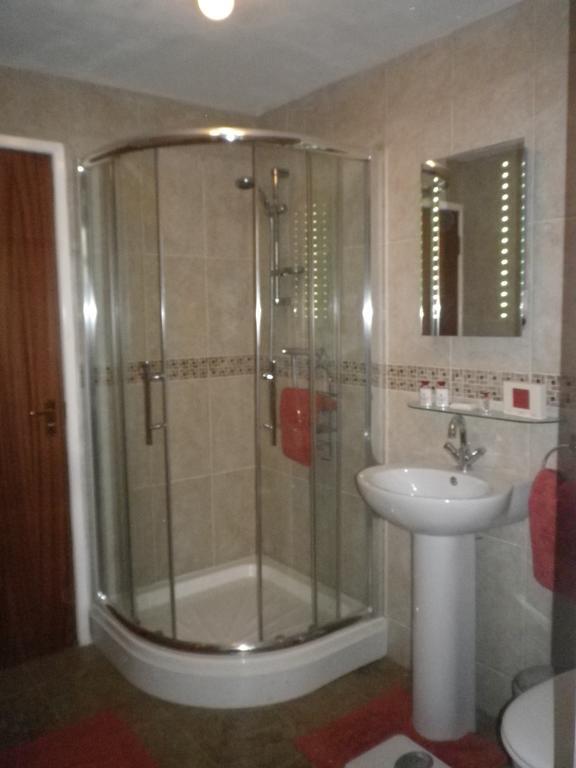 Bridge Hall Apartments Уестън сюпър Меър Екстериор снимка