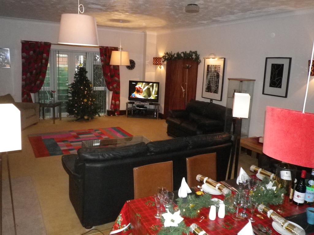 Bridge Hall Apartments Уестън сюпър Меър Екстериор снимка